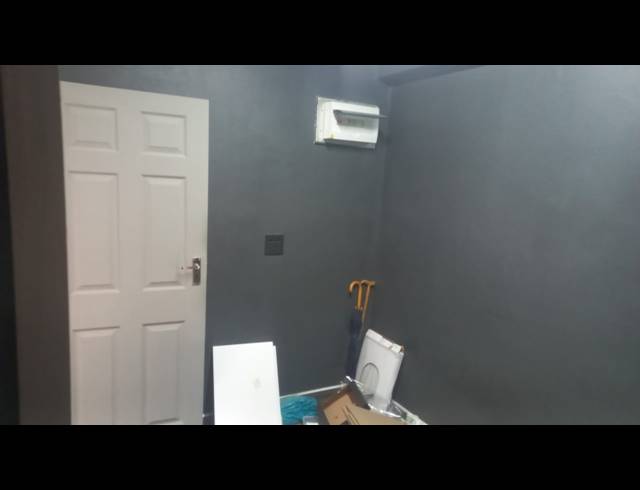 1.5 BEDROOM FLAT TO LET IN SOUTH BEACH